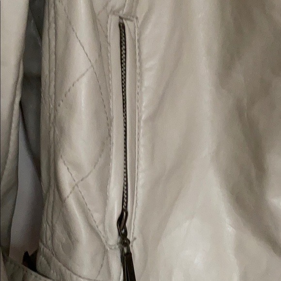 Faux leather jacket - Picture 3 of 4
